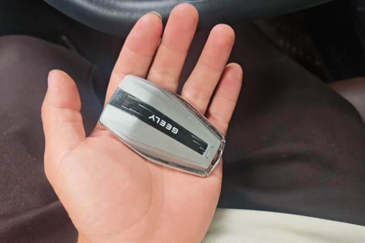 Used Geely Auto Coolray 2019 260T DCT Explorer China VI Standard Vehicle Key