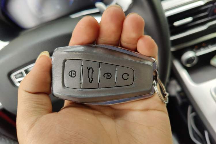 Used Geely Auto Coolray 2019 Sport Model 260T DCT Battle China V Standard Vehicle Key