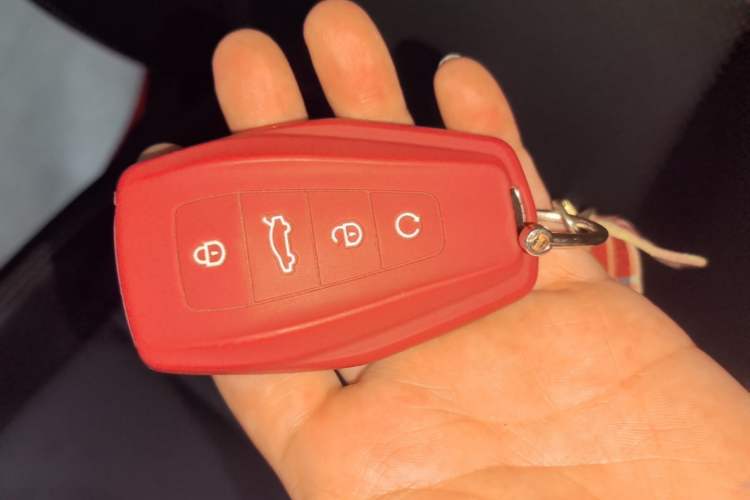 Used Geely Auto Coolray 2019 260T DCT Knight China VI Standard Vehicle Key