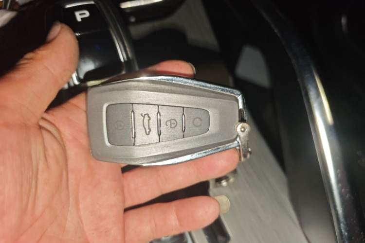 Used Geely Auto Coolray 2019 Sport Version 260T DCT Battle China VI Standard Vehicle Key