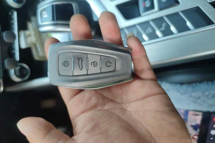 Used Geely Auto Coolray 2019 260T DCT Knight China VI Standard Vehicle Key