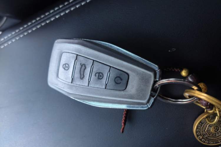 Used Geely Auto Coolray 2019 260T DCT Knight China VI Standard Vehicle Key
