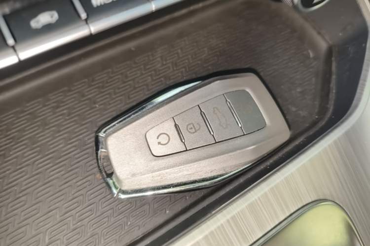 Used Geely Auto Coolray 2019 Sport Version 260T DCT Battle China VI Standard Vehicle Key