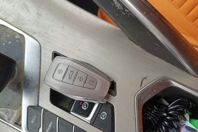 Used Geely Auto Coolray 2019 260T DCT Knight China V Standard Vehicle Key