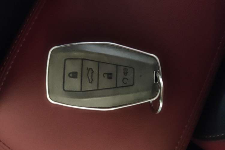 Used Geely Auto Coolray 2019 Sport Version 260T DCT Battle China VI Standard Vehicle Key