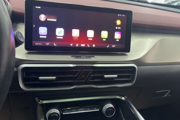 Used Geely Auto Coolray 2019 Sport Model 260T DCT Battle China V Standard Audio And AC Panel