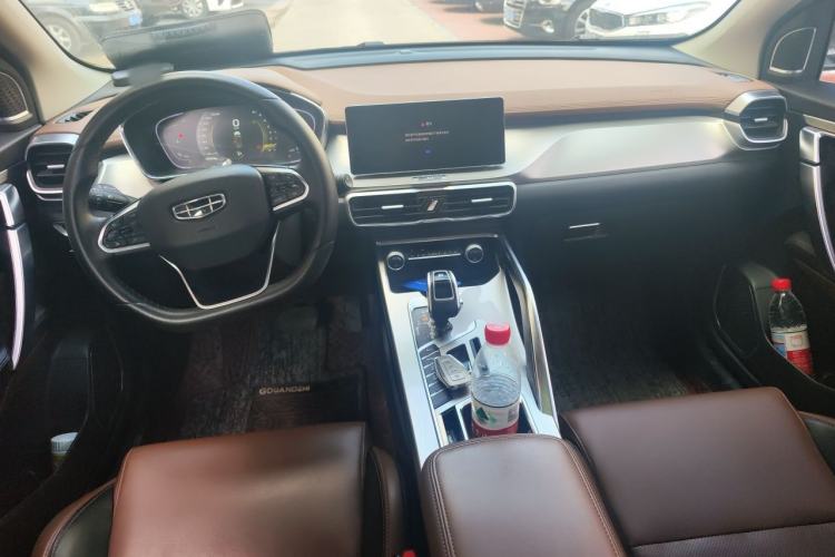 Used Geely Auto Coolray 2019 260T DCT Explorer China VI Standard Center Console