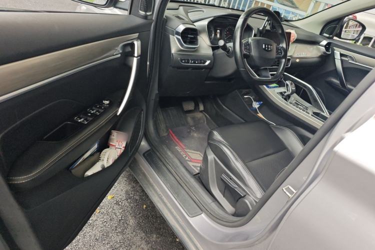 Used Geely Auto Coolray 2019 260T DCT Knight China V Standard Driver Seat