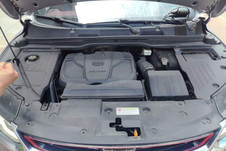 Used Geely Auto Coolray 2019 Sport Model 260T DCT Battle China V Standard Engine Bay