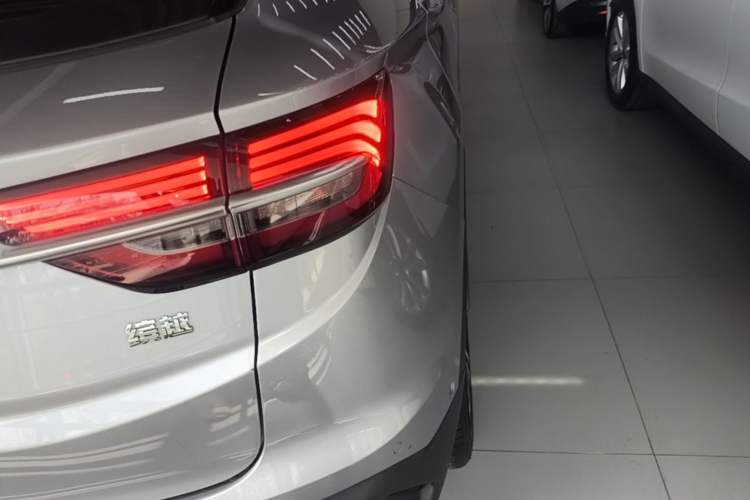 Used Geely Auto Coolray 2019 Sport Model 260T DCT Battle China V Standard Exterior 3