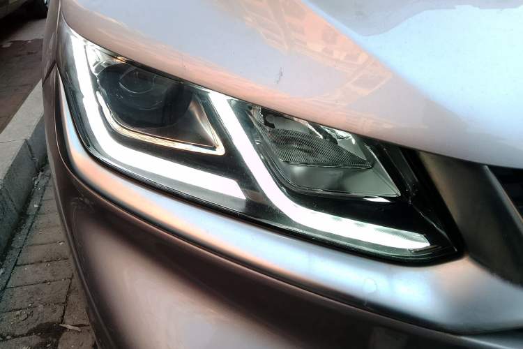 Used Geely Auto Coolray 2019 260T DCT Knight China VI Standard Exterior 6