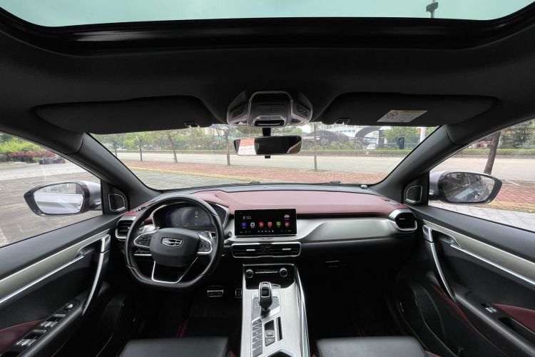 Used Geely Auto Coolray 2019 Sport Version 260T DCT Explorer China VI Standard Headliner