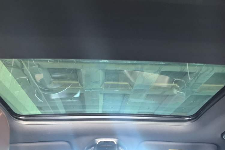 Used Geely Auto Coolray 2019 260T DCT Explorer China V Standard Headliner