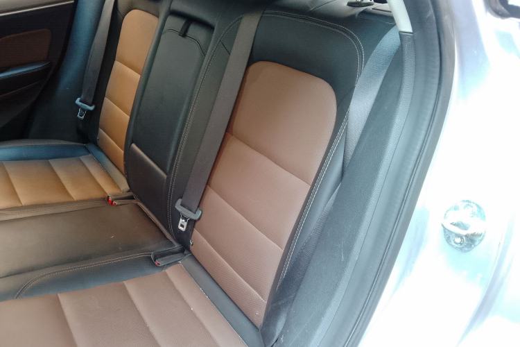 Used Geely Auto Coolray 2019 260T DCT Knight China VI Standard Interior 4