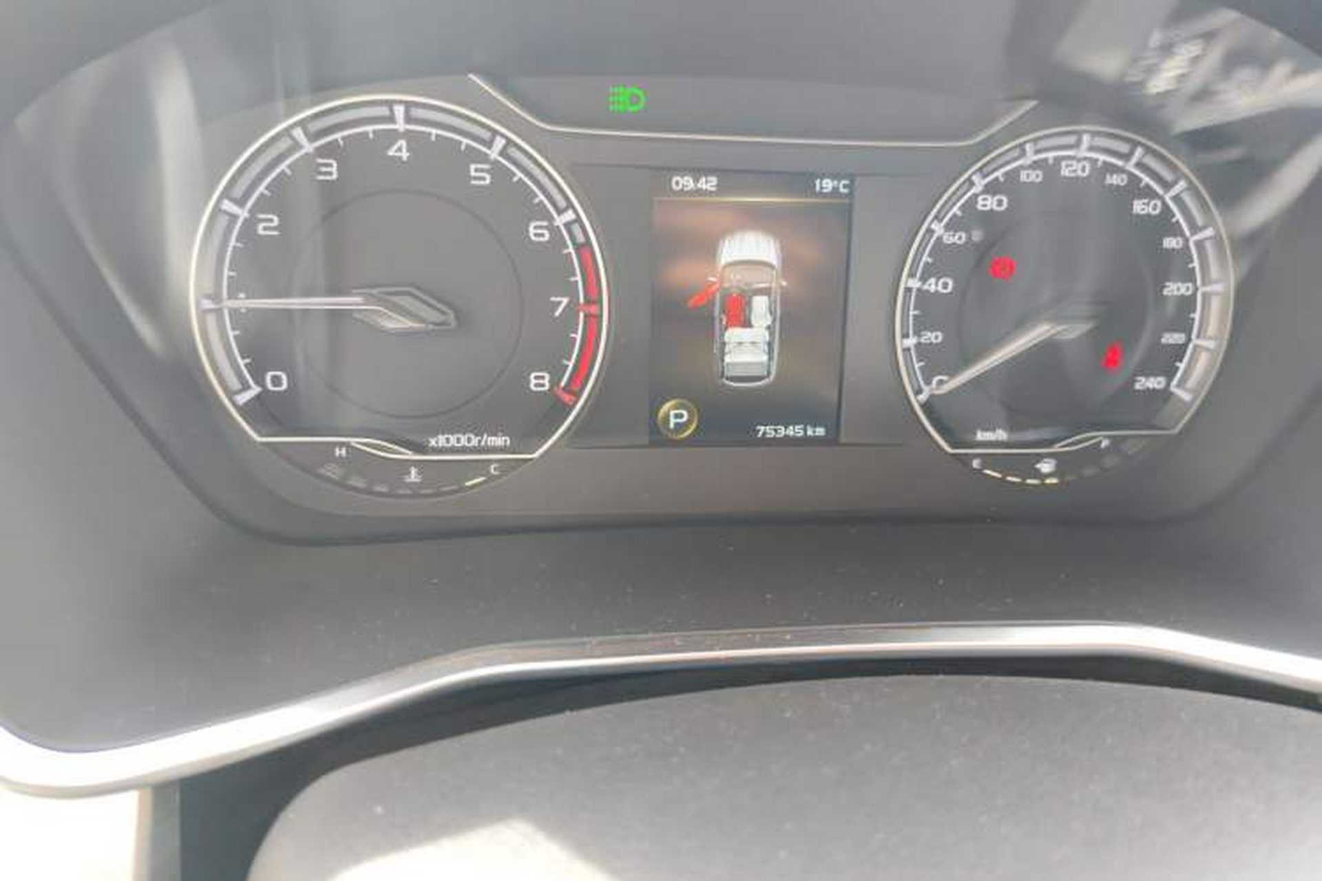 Used Geely Auto Coolray 2019 260T DCT Knight China VI Standard Odometer Close Up