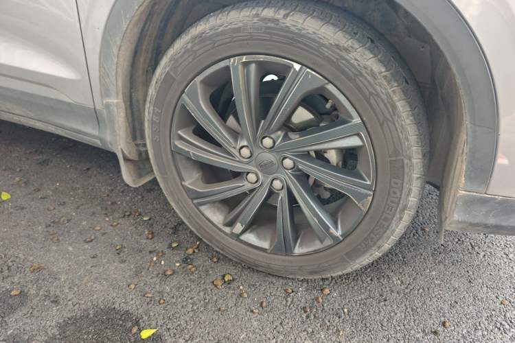 Used Geely Auto Coolray 2019 260T DCT Knight China V Standard Right Front Wheel Hub