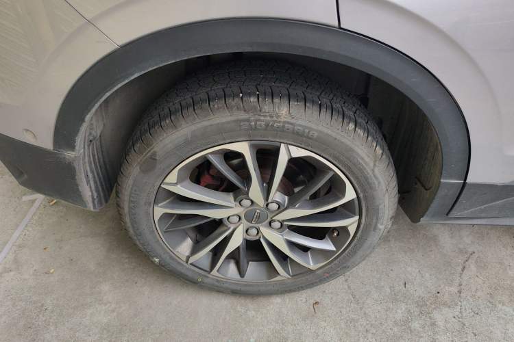 Used Geely Auto Coolray 2019 Sport Version 260T DCT Battle China VI Standard Right Rear Wheel Hub