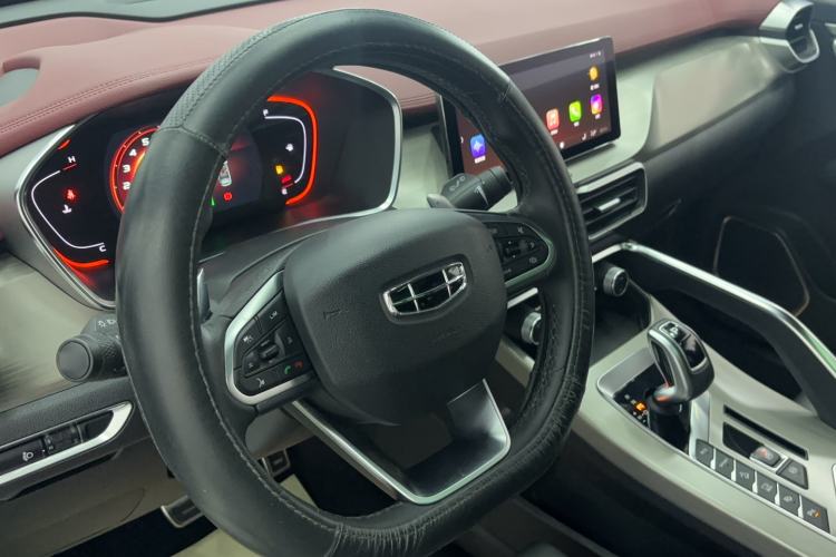 Used Geely Auto Coolray 2019 Sport Model 260T DCT Battle China V Standard Steering Wheel