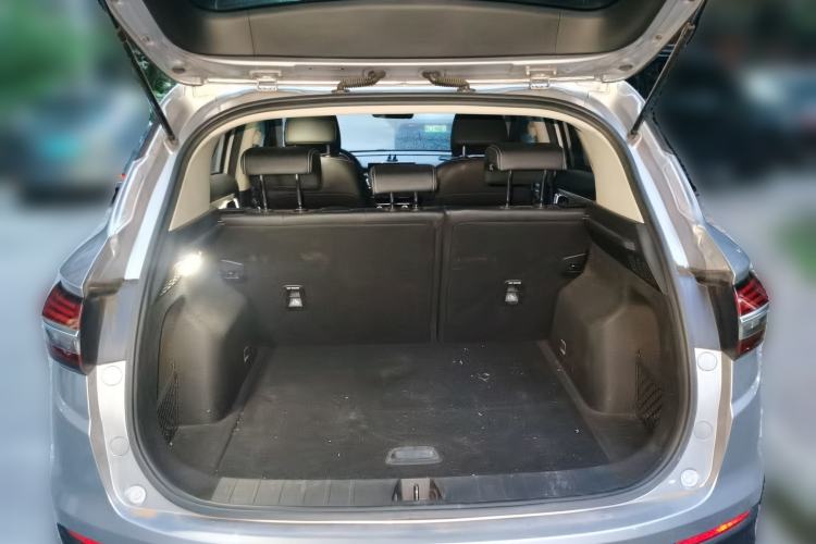 Used Geely Auto Coolray 2019 260T DCT Knight China VI Standard Trunk