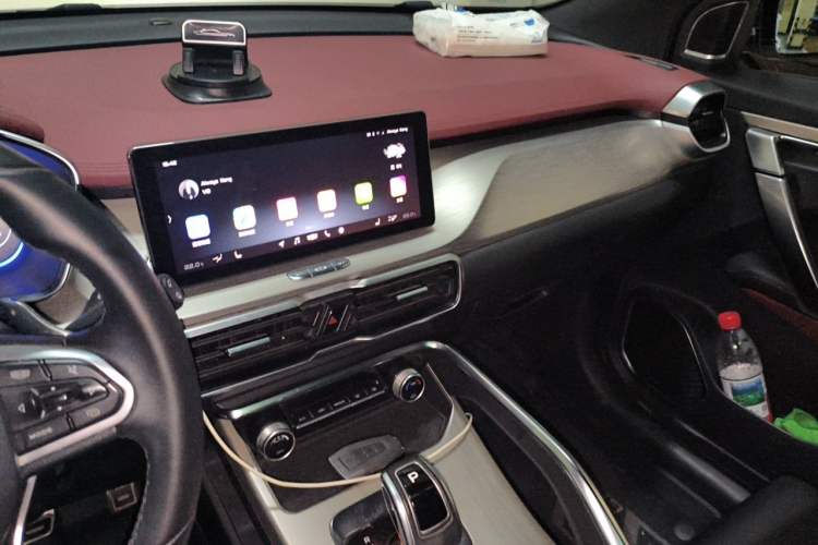 Used Geely Auto Coolray 2019 Sport Version 260T DCT Battle China VI Standard Audio And AC Panel