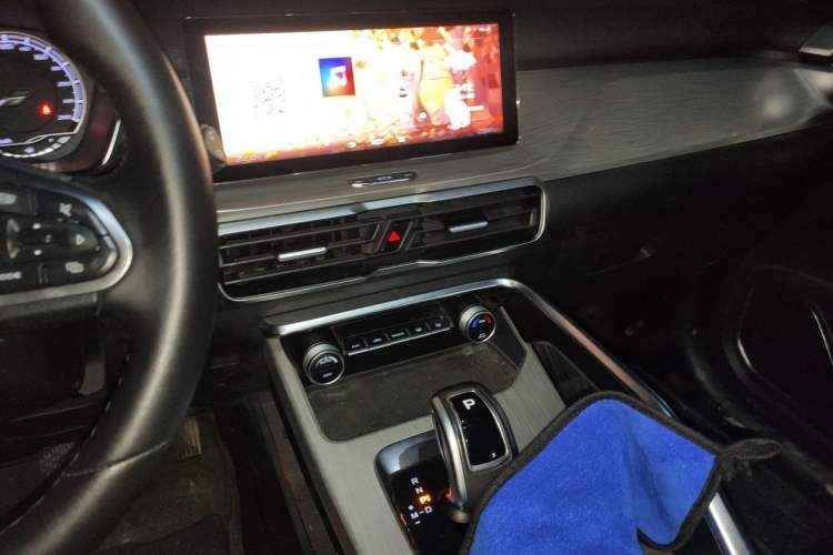 Used Geely Auto Coolray 2019 260T DCT Knight China VI Standard Audio And AC Panel