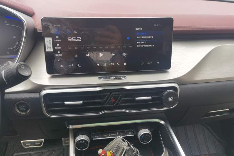 Used Geely Auto Coolray 2019 Sport Model 260T DCT Battle China V Standard Audio And AC Panel