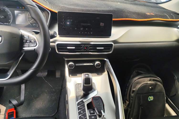 Used Geely Auto Coolray 2019 260T DCT Knight China VI Standard Audio And AC Panel