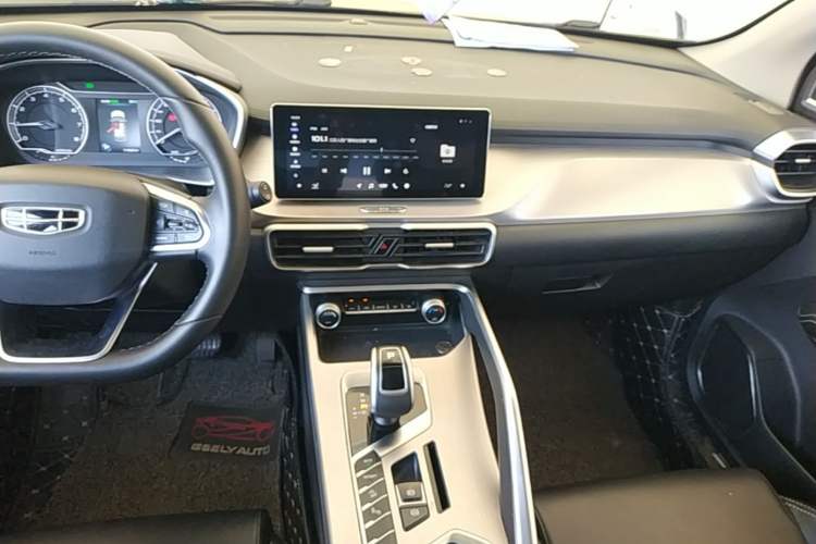 Used Geely Auto Coolray 2019 260T DCT Knight China VI Standard Audio And AC Panel