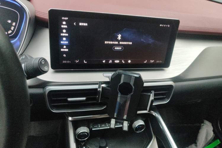 Used Geely Auto Coolray 2019 Sport Model 260T DCT Battle China V Standard Audio And AC Panel