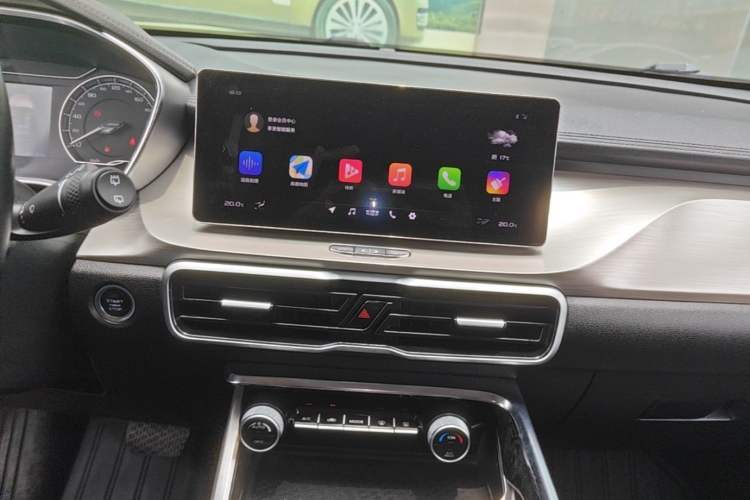 Used Geely Auto Coolray 2019 260T DCT Knight China V Standard Audio And AC Panel