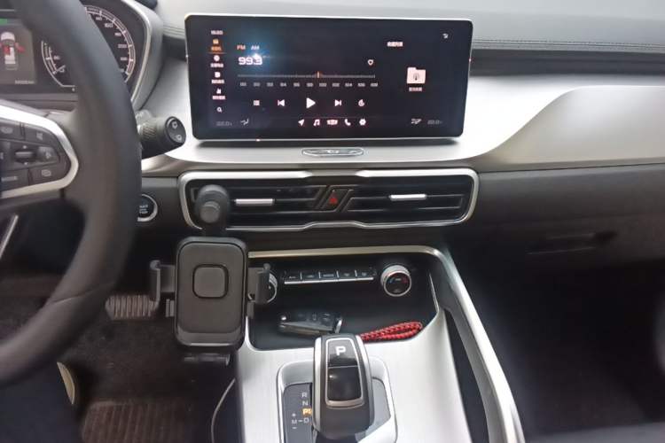 Used Geely Auto Coolray 2019 260T DCT Knight China VI Standard Audio And AC Panel