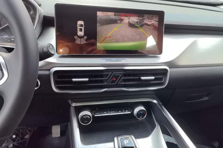 Used Geely Auto Coolray 2019 260T DCT Knight China V Standard Audio And AC Panel