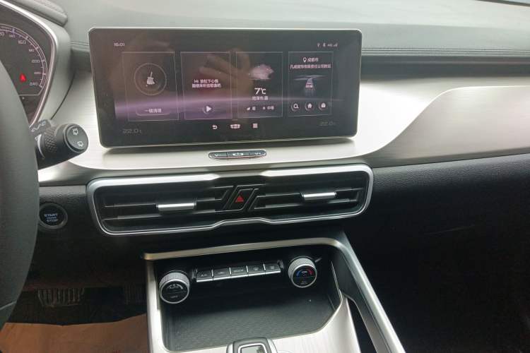 Used Geely Auto Coolray 2019 260T DCT Knight China VI Standard Audio And AC Panel
