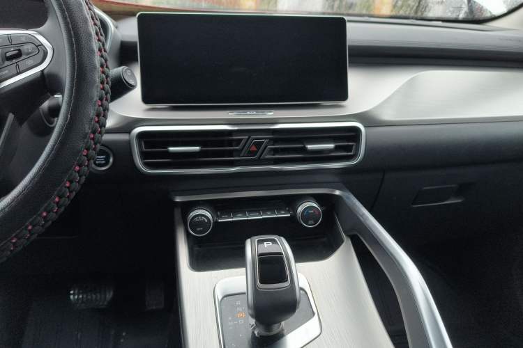 Used Geely Auto Coolray 2019 260T DCT Knight China VI Standard Audio And AC Panel