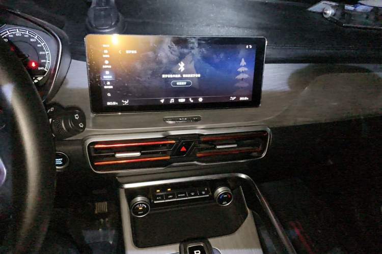 Used Geely Auto Coolray 2019 260T DCT Knight China VI Standard Audio And AC Panel