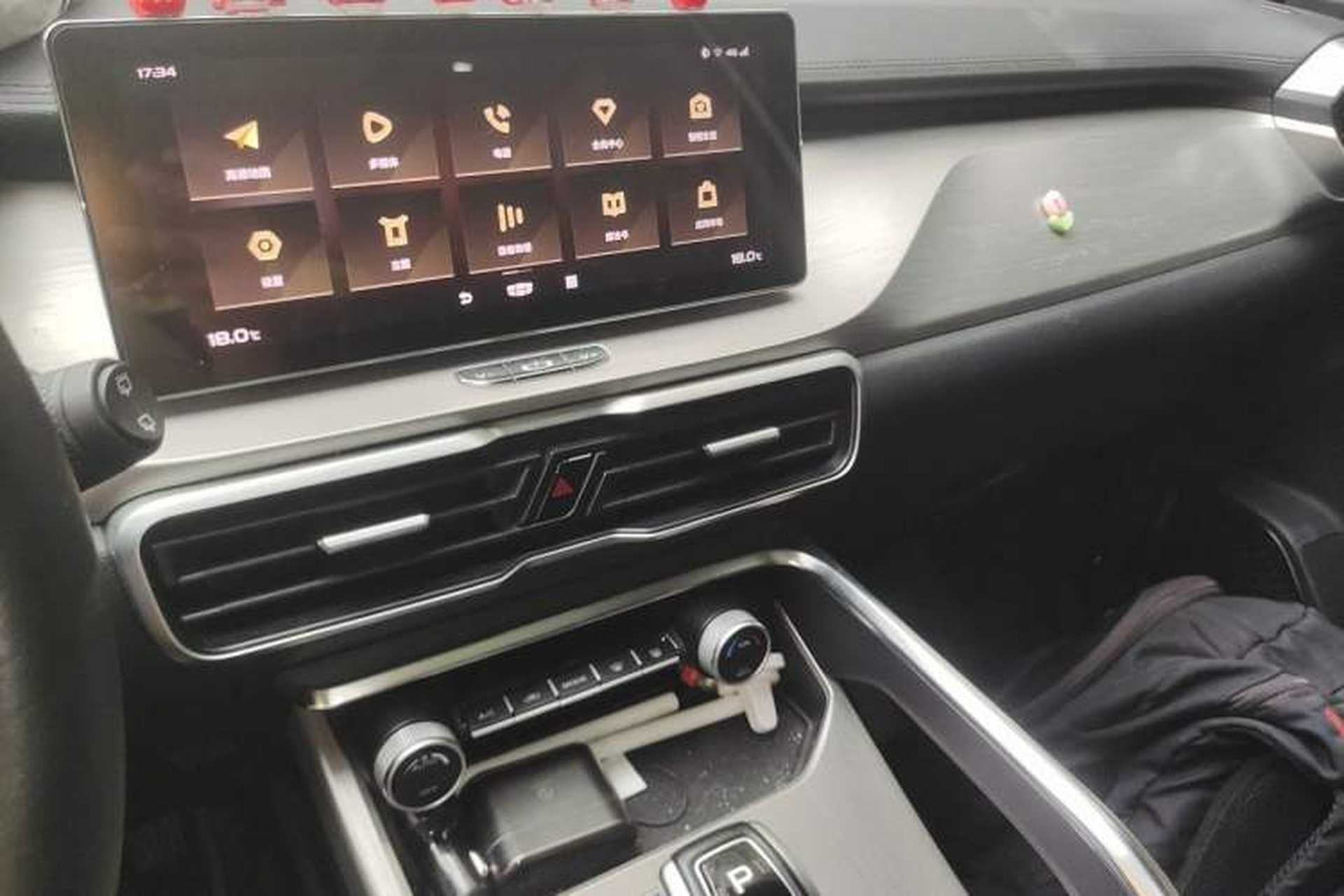 Used Geely Auto Coolray 2019 260T DCT Knight China VI Standard Audio And AC Panel