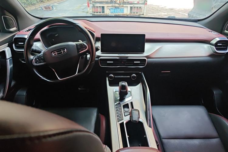Used Geely Auto Coolray 2019 Sport Model 260T DCT Battle China V Standard Center Console