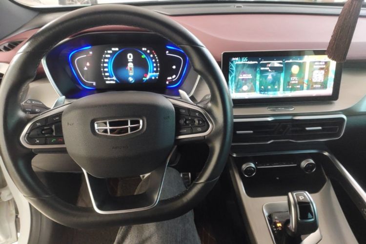 Used Geely Auto Coolray 2019 Sport Model 260T DCT Patrol China V Standard Center Console
