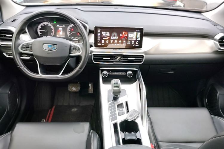 Used Geely Auto Coolray 2019 260T DCT Knight China V Standard Center Console