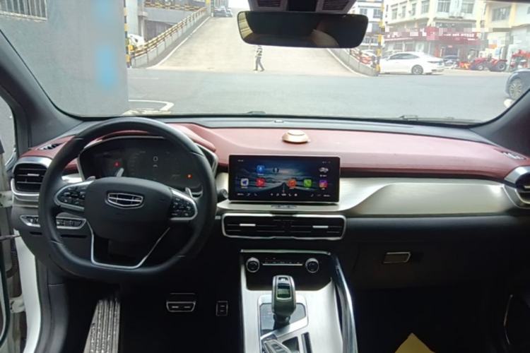 Used Geely Auto Coolray 2019 Sport Model 260T DCT Battle China V Standard Center Console