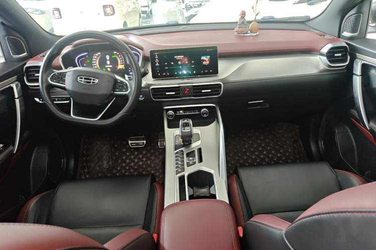 Used Geely Auto Coolray 2019 Sport Version 260T DCT Battle China VI Standard Center Console