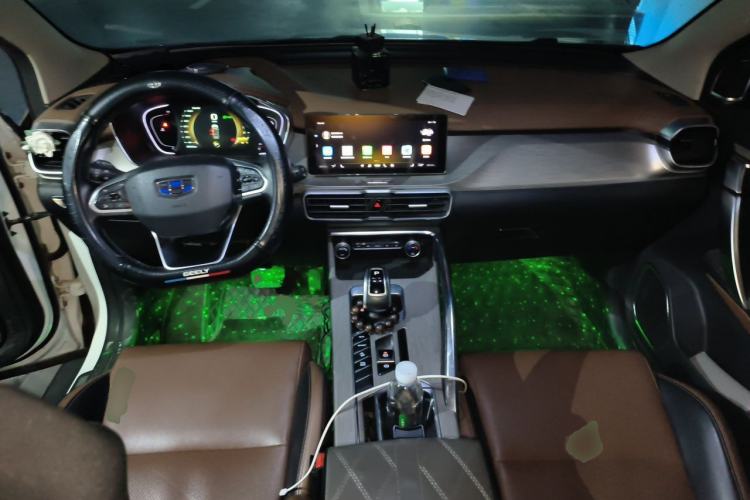 Used Geely Auto Coolray 2019 260T DCT Explorer China V Standard Center Console