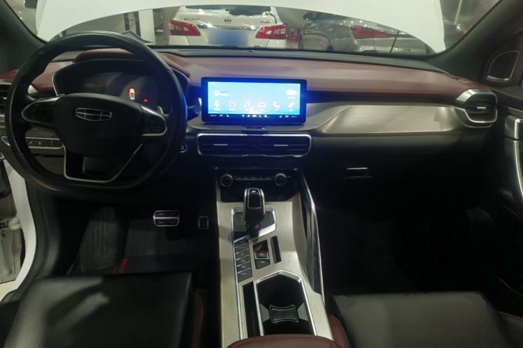 Used Geely Auto Coolray 2019 Sport Model 260T DCT Battle China V Standard Center Console