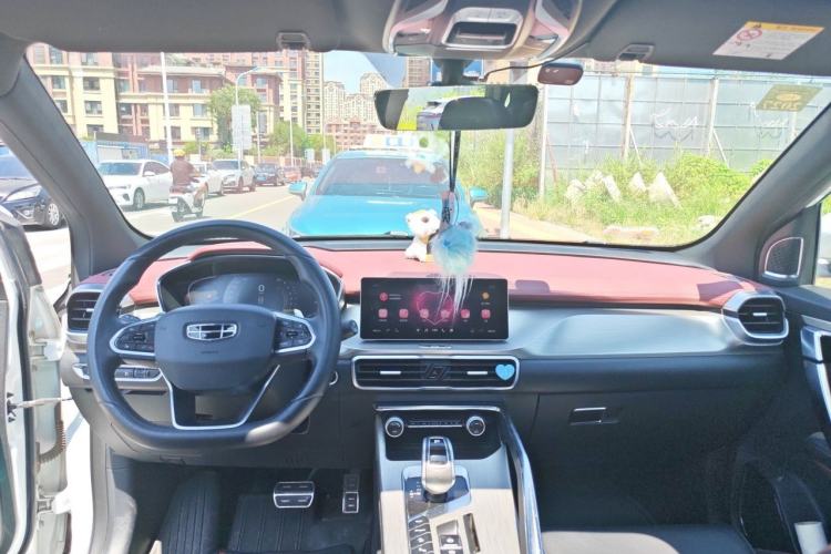 Used Geely Auto Coolray 2019 Sport Model 260T DCT Patrol China V Standard Center Console