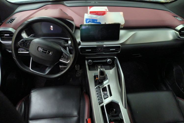 Used Geely Auto Coolray 2019 Sport Version 260T DCT Battle China VI Standard Center Console