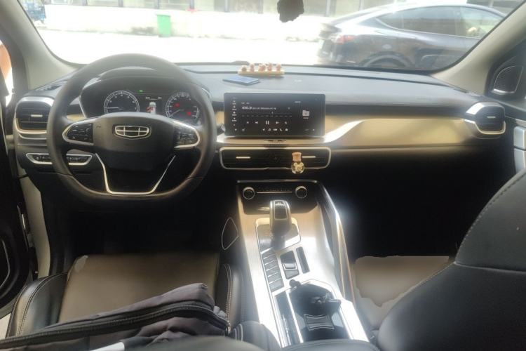 Used Geely Auto Coolray 2019 260T DCT Knight China VI Standard Center Console