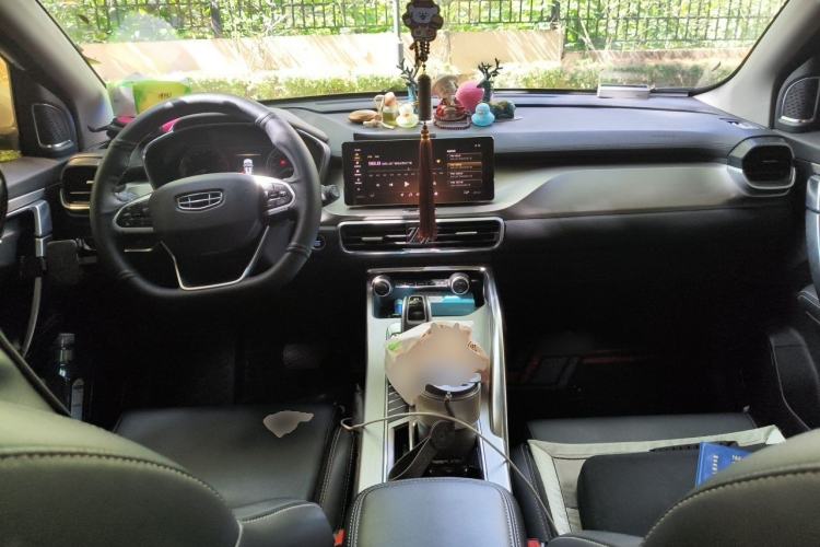 Used Geely Auto Coolray 2019 260T DCT Knight China VI Standard Center Console