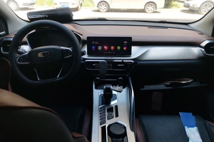 Used Geely Auto Coolray 2019 260T DCT Explorer China VI Standard Center Console