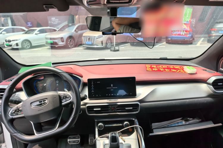 Used Geely Auto Coolray 2019 Sport Version 260T DCT Explorer China VI Standard Center Console