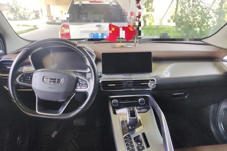 Used Geely Auto Coolray 2019 260T DCT Explorer China VI Standard Center Console